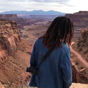 Meet your Posher, Tal